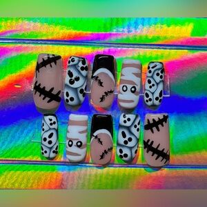 Halloween Themed Press-On Nails